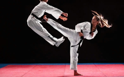 Tập khả năng phản xạ tốt từ võ taekwondo  